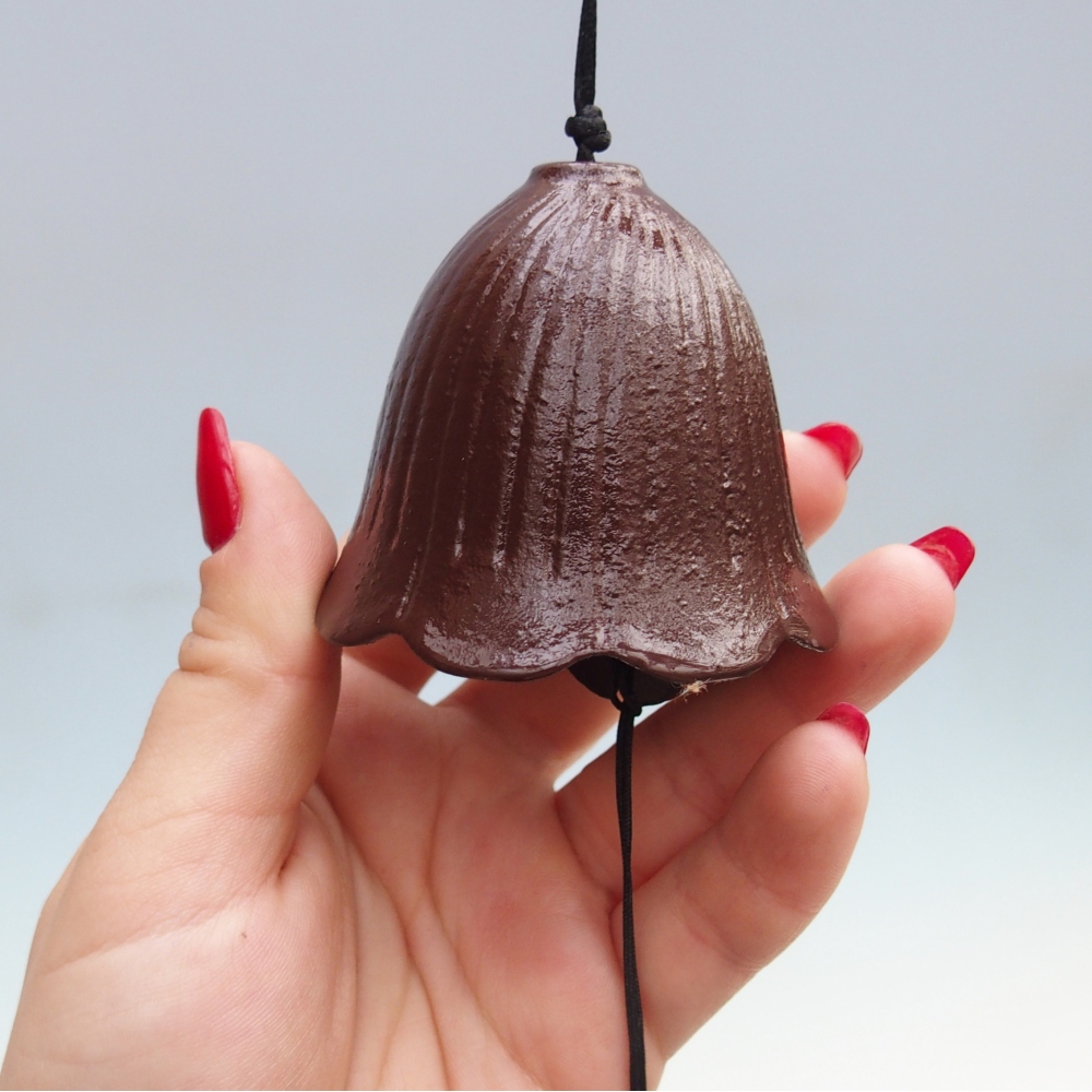 Metallglocke, Farbe braun