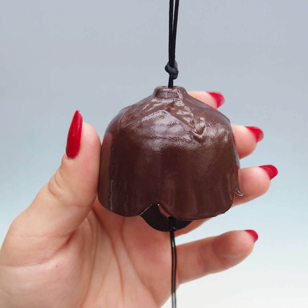 Metallglocke, Farbe braun