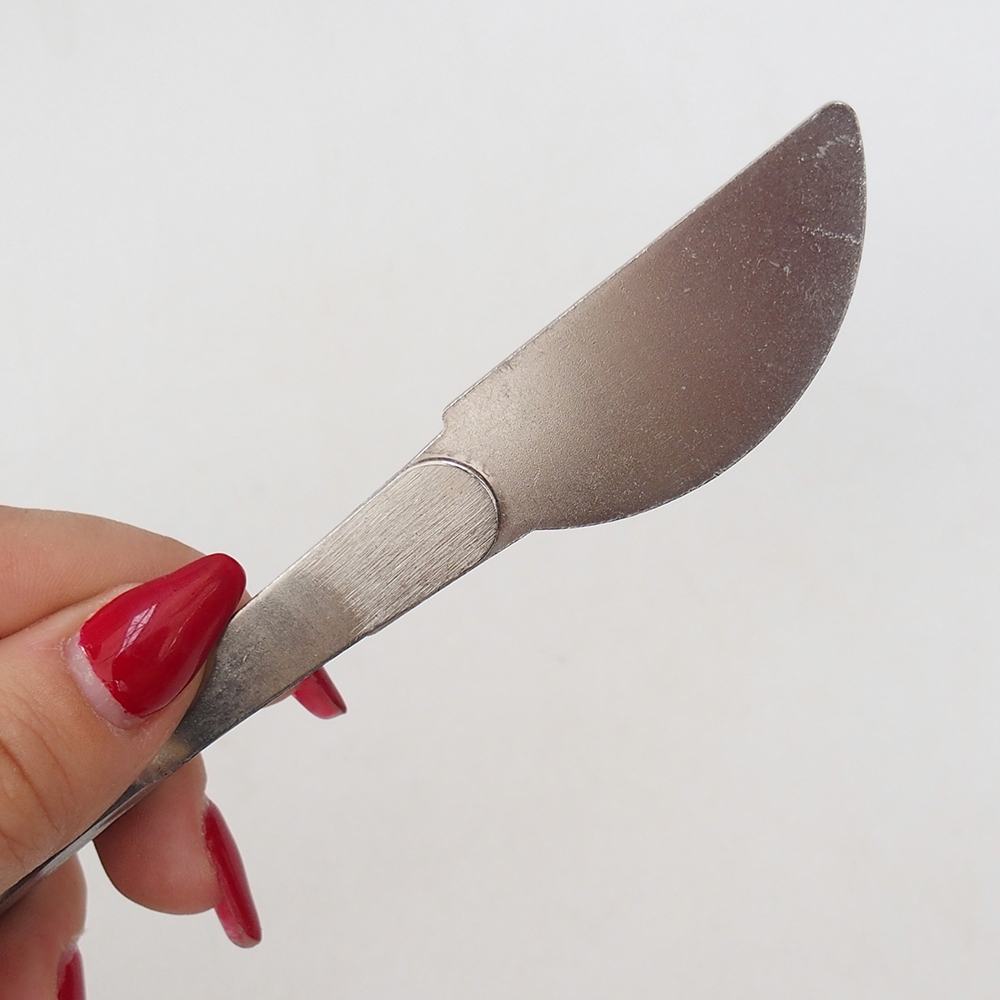 Spatel und gebogene Pinzette 22 cm - rostfreier Stahl