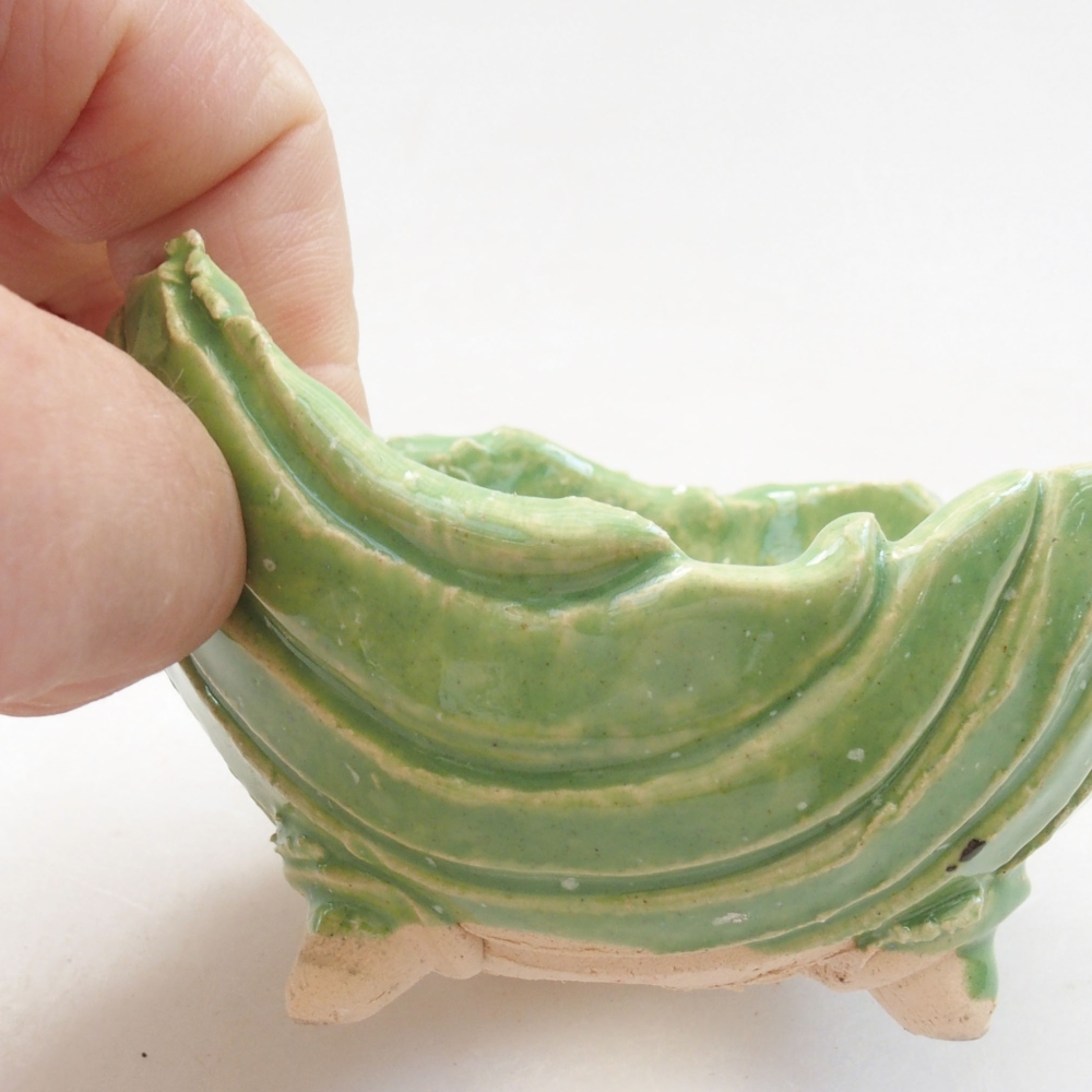 Keramikschale 7,5 x 7 x 5,5 cm , Farbe grün