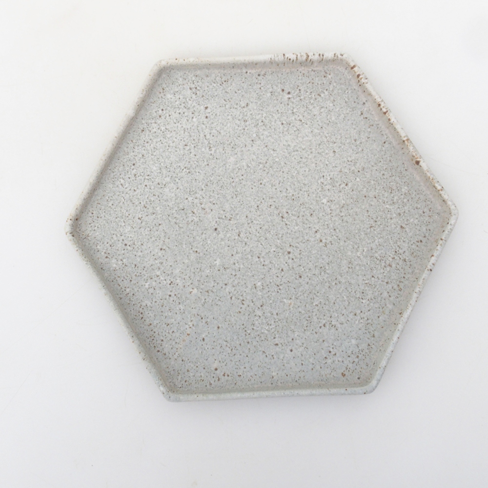 Keramische Untertasse H53 - 18,5 x 17 x 1 cm - beige