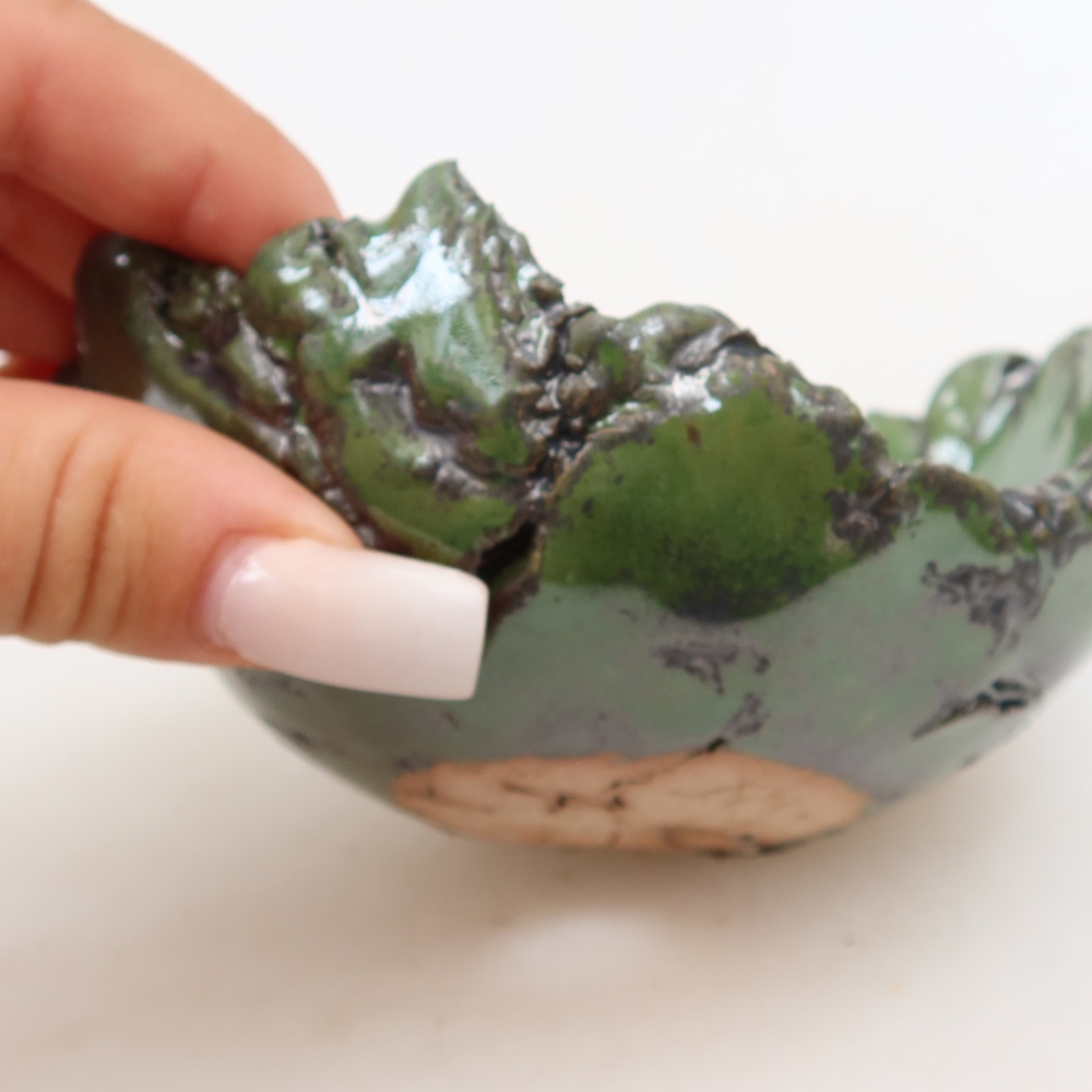 Keramikschale  11,5 x 10,5 x 6 cm, Farbe: grün
