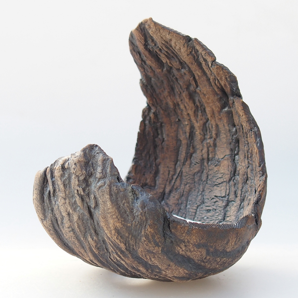 Keramische Schale 9,5 x 9 x 12 cm , Farbe braun