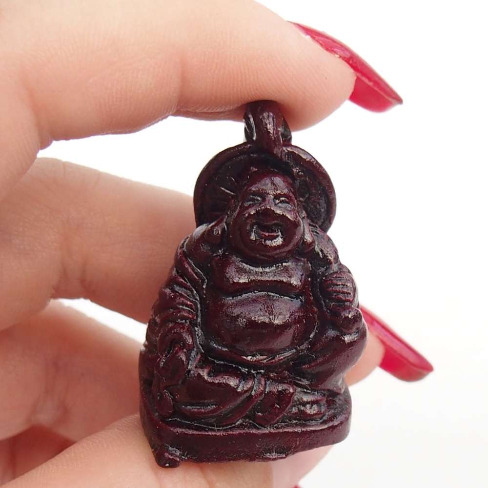 Roter Buddha