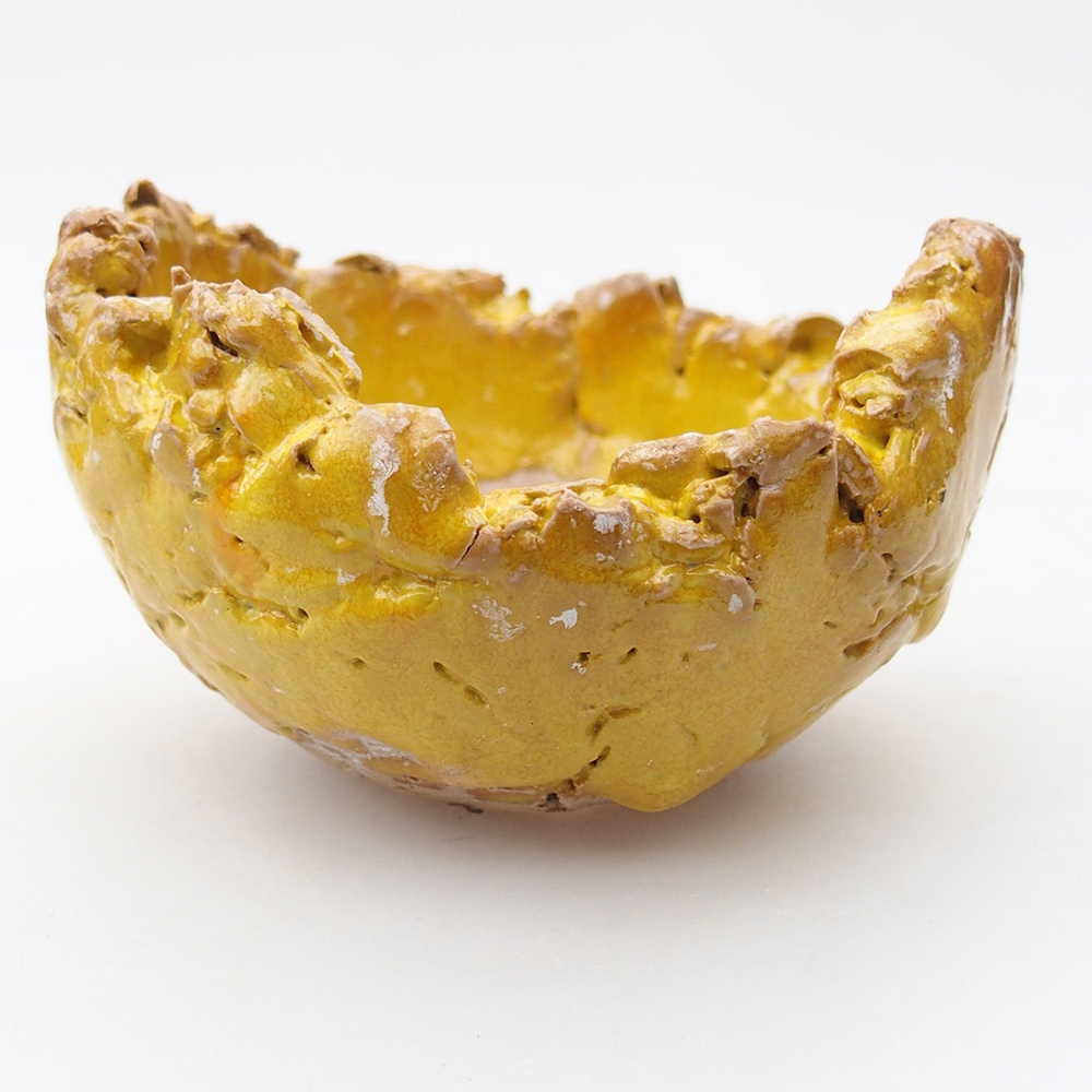 Keramische Schale 9 x 8,5 x 5,5 cm , gelbe Farbe
