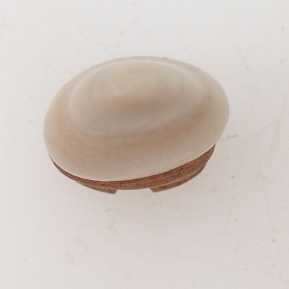 Suiseki - Stein mit DAI (Holzsockel)