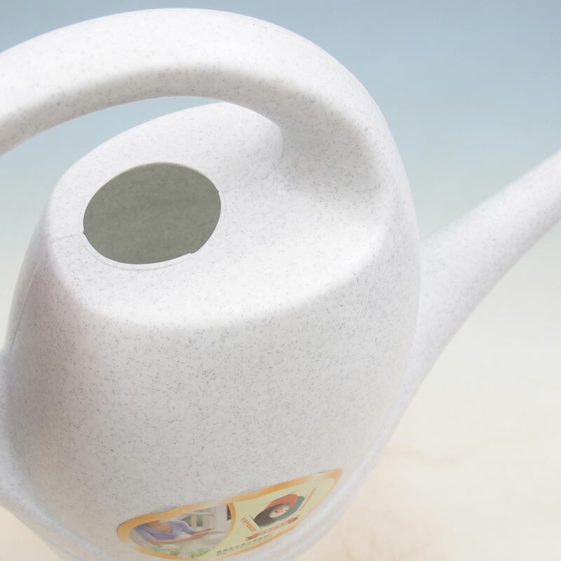 Kunststoff-Gießkanne 3 Liter weiß