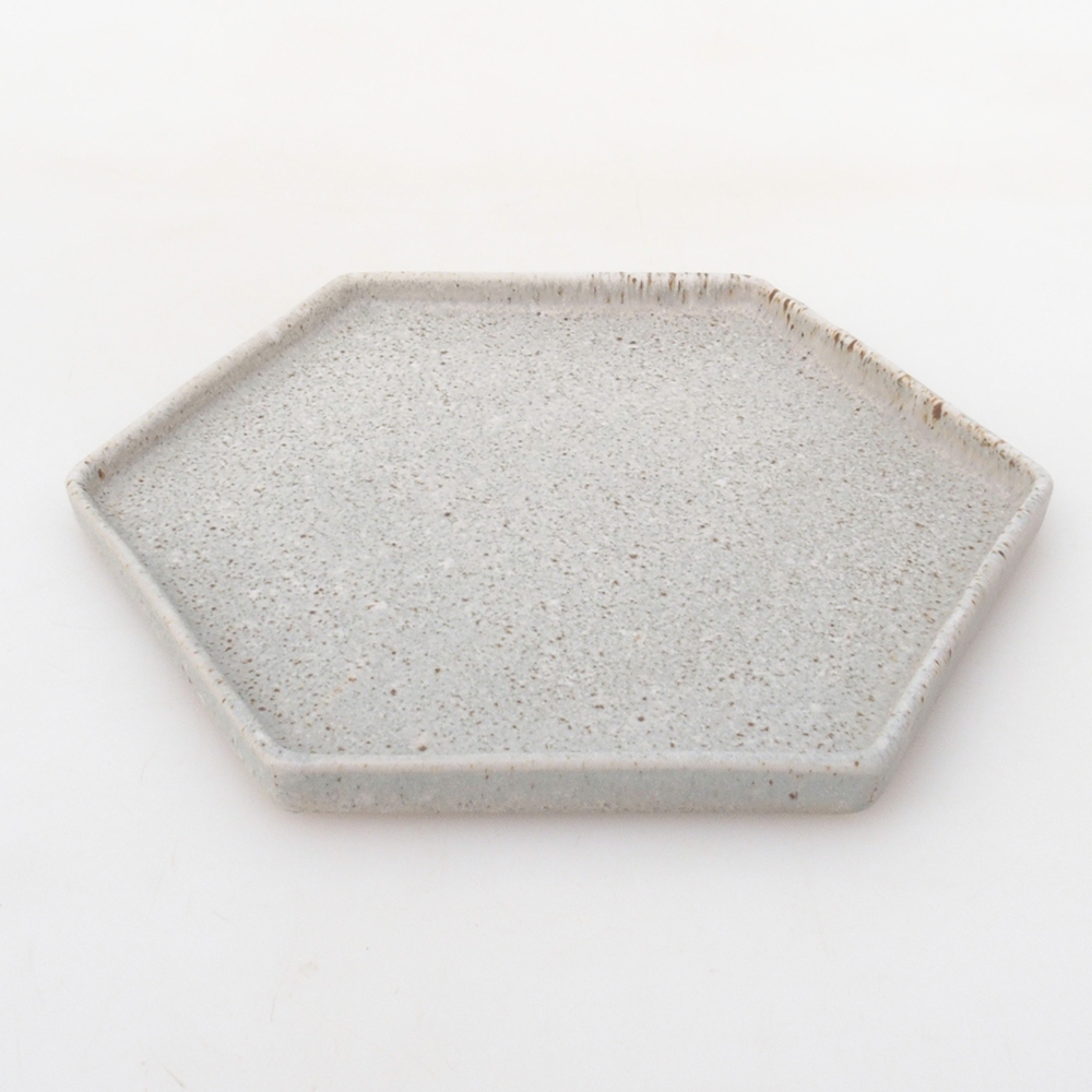 Keramische Untertasse H53 - 18,5 x 17 x 1 cm - beige